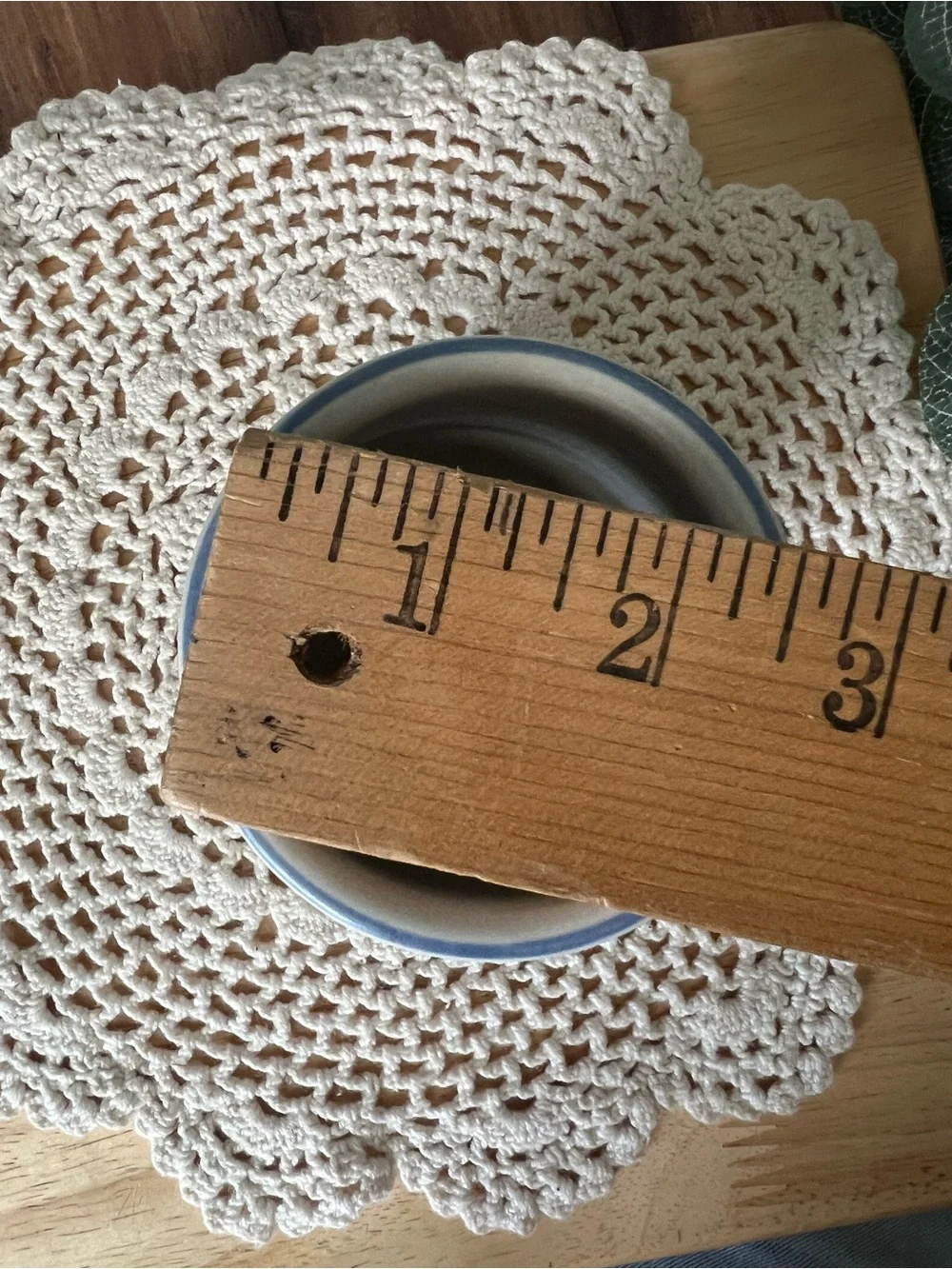 Pfaltzgraff Ceramic Stoneware Yorktowne Mini Crock w/ Blue Floral Motif Vintage